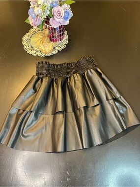 Whiteroom + Cactus NWOT Black Faux Leather Ruffle Tiered Mini Skirt Sz XL PullOn